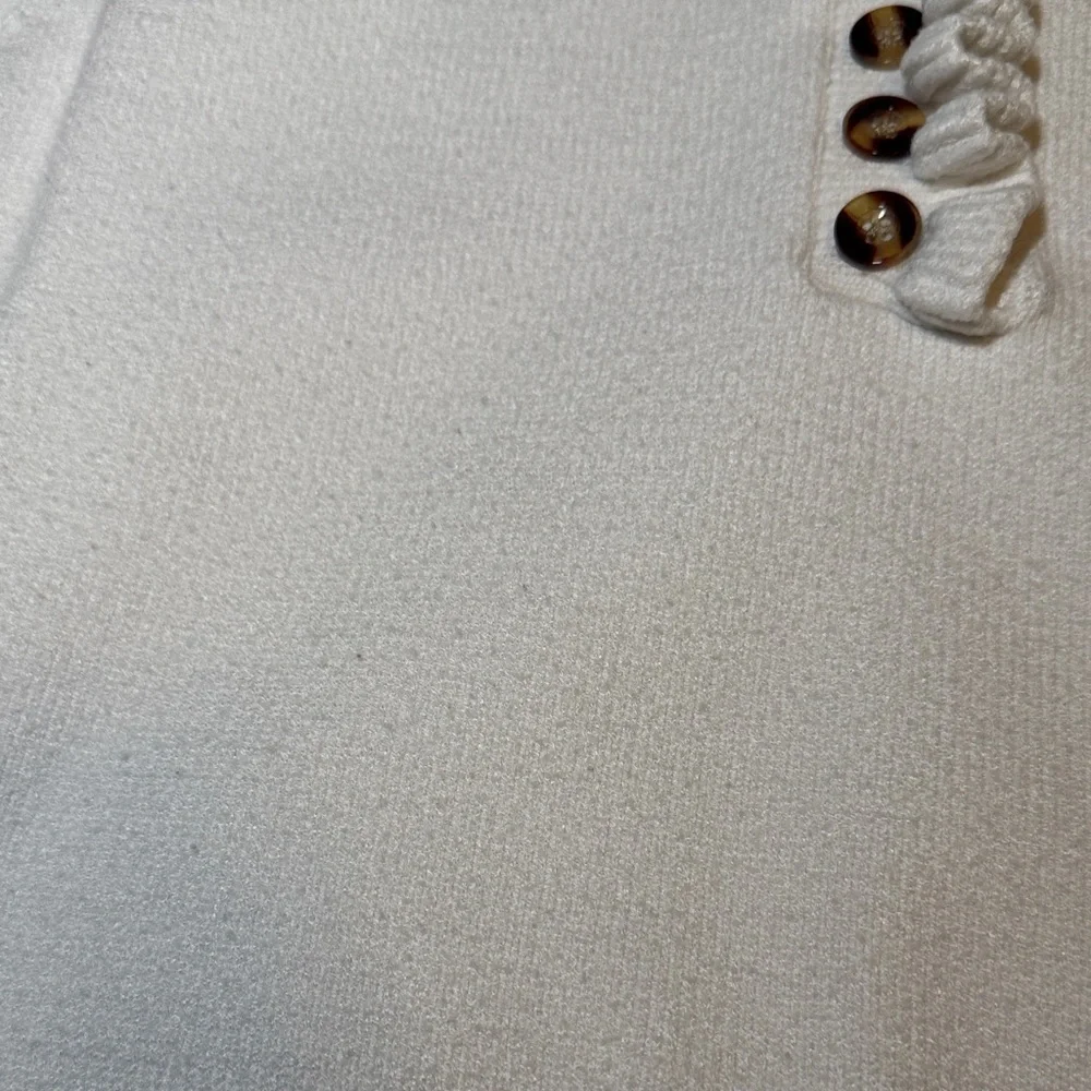 BTFBM Women's White Ruffled Sweater with Brown Buttons Size Small - Picture 12 of 12